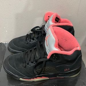 Air Jordan Retro 5 Black Alarming (GS)